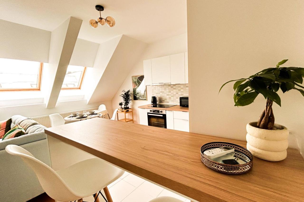 Downtown C22 Apartment Bucharest Luaran gambar