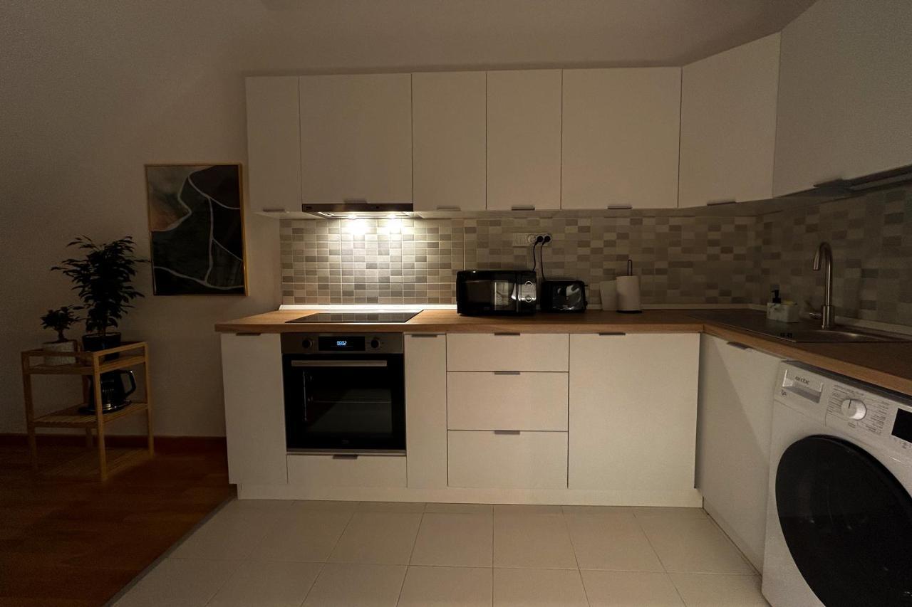 Downtown C22 Apartment Bucharest Luaran gambar